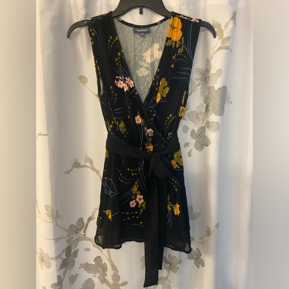 ModCloth Floral tank top - medium